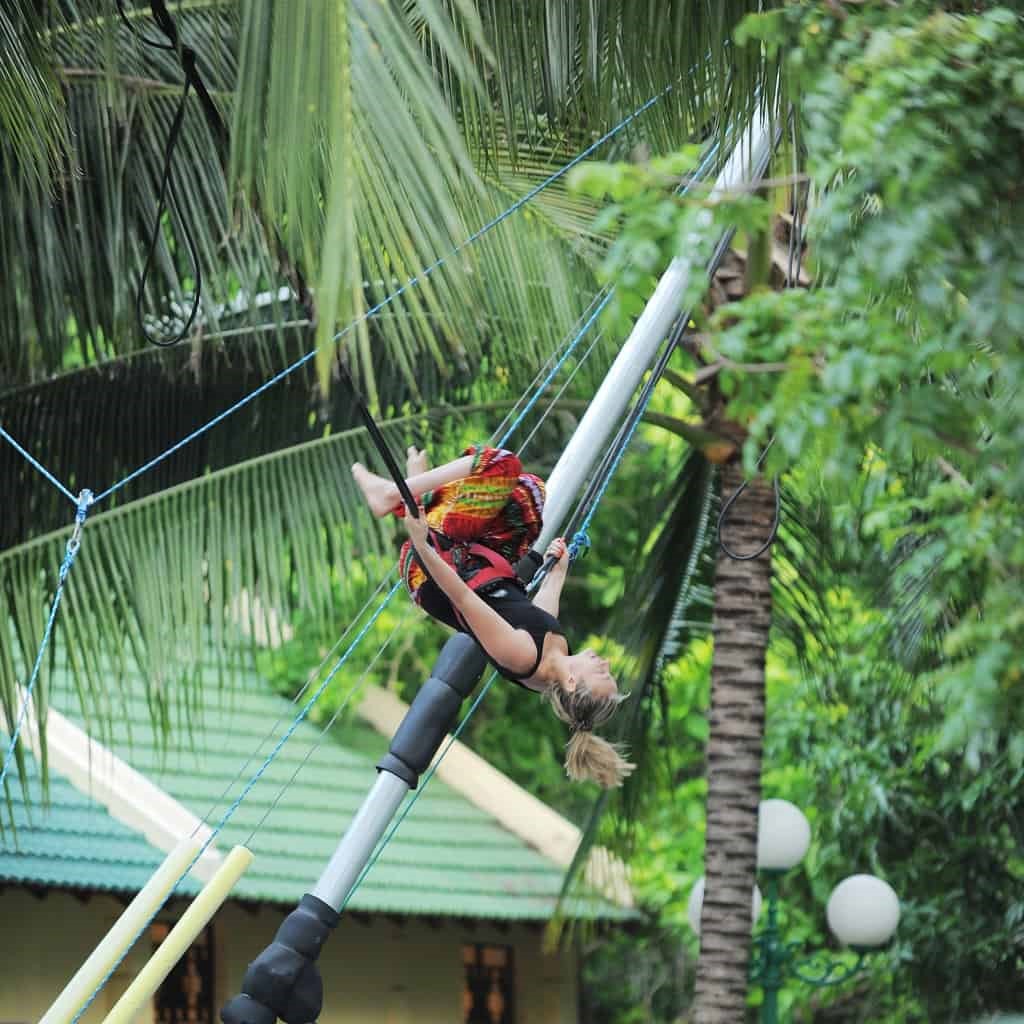 ”Vinpearl Phú Quốc có gì?”_ Trải nghiệm bungee jumping ngay tại VinWonder Phú Quốc.